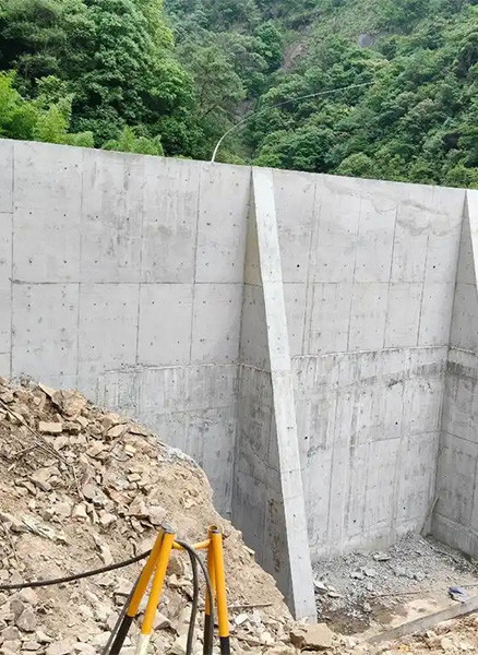 池州东至县重力式挡土墙